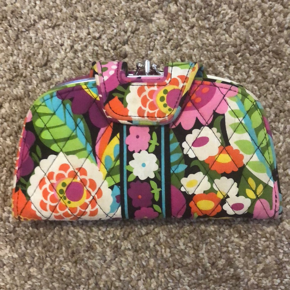 Very Bradley VaVa Bloom wallet